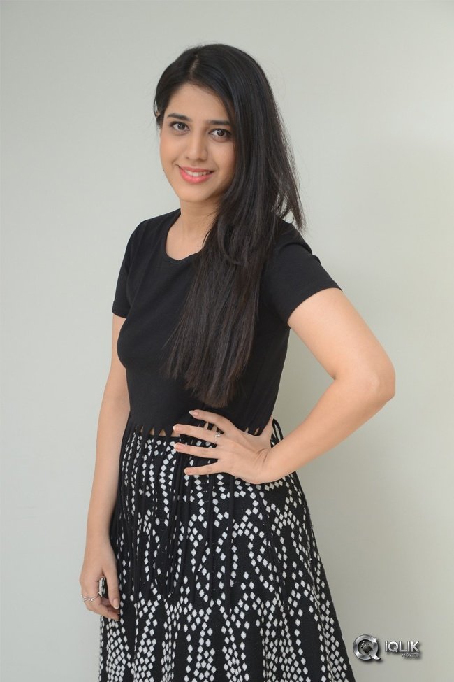 Simran-Pareenja-New-Photos